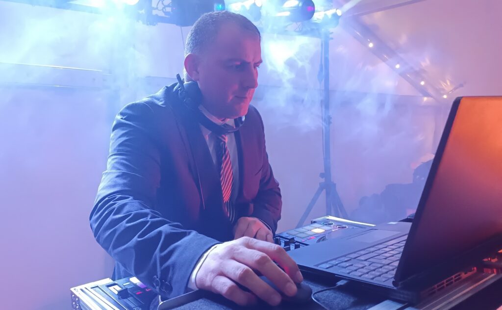 DJ Pika en sesión